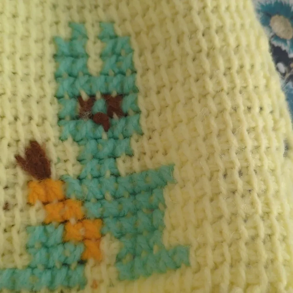 Vintage granny square‎ kids handknitted blanket